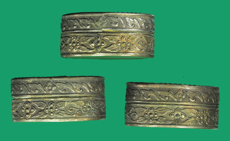 *33458 ตลับสำหรับใส่สีผึ้ง ของหลวงพ่อทาบ วัดกระบกขึ้นผึ้ง ระยอง(ไม่มีสีผึ้งอยู่นะ) 12