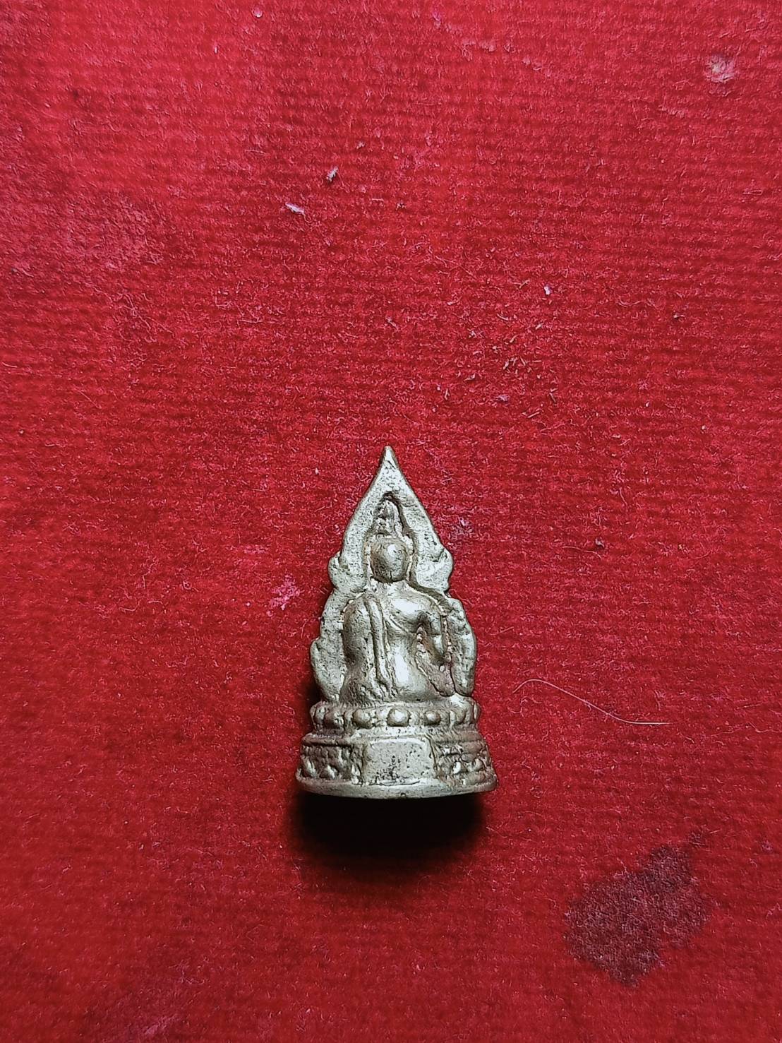 พระพุทธชินราช หลวงพ่อเพชร วัดท่าหลวงเนื้อทองเหลืองปี 2502 จ.พิจิตร (SKU-03619)