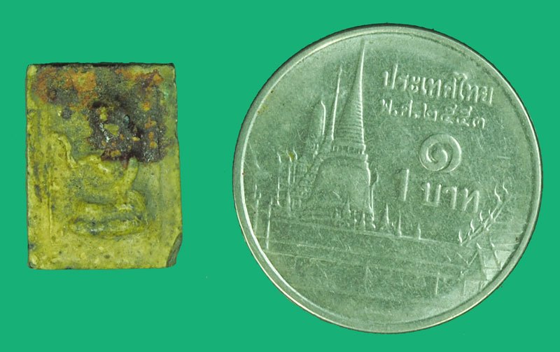 *39739 พระนางกวัก หลังยันต์ เนื้อผงน้ำมัน เก่าๆ ไม่ทราบที่และปีสร้าง 3