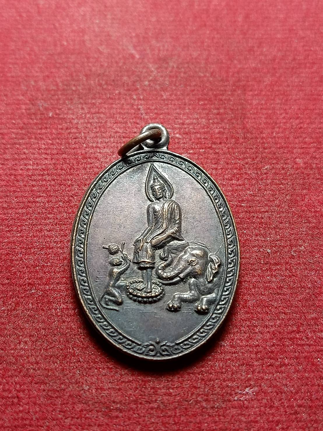 เหรียญพระปลัดแป๋ว วัดดาวเรือง จ.สิงห์บุรี ปี 2526 (SKU-05459)