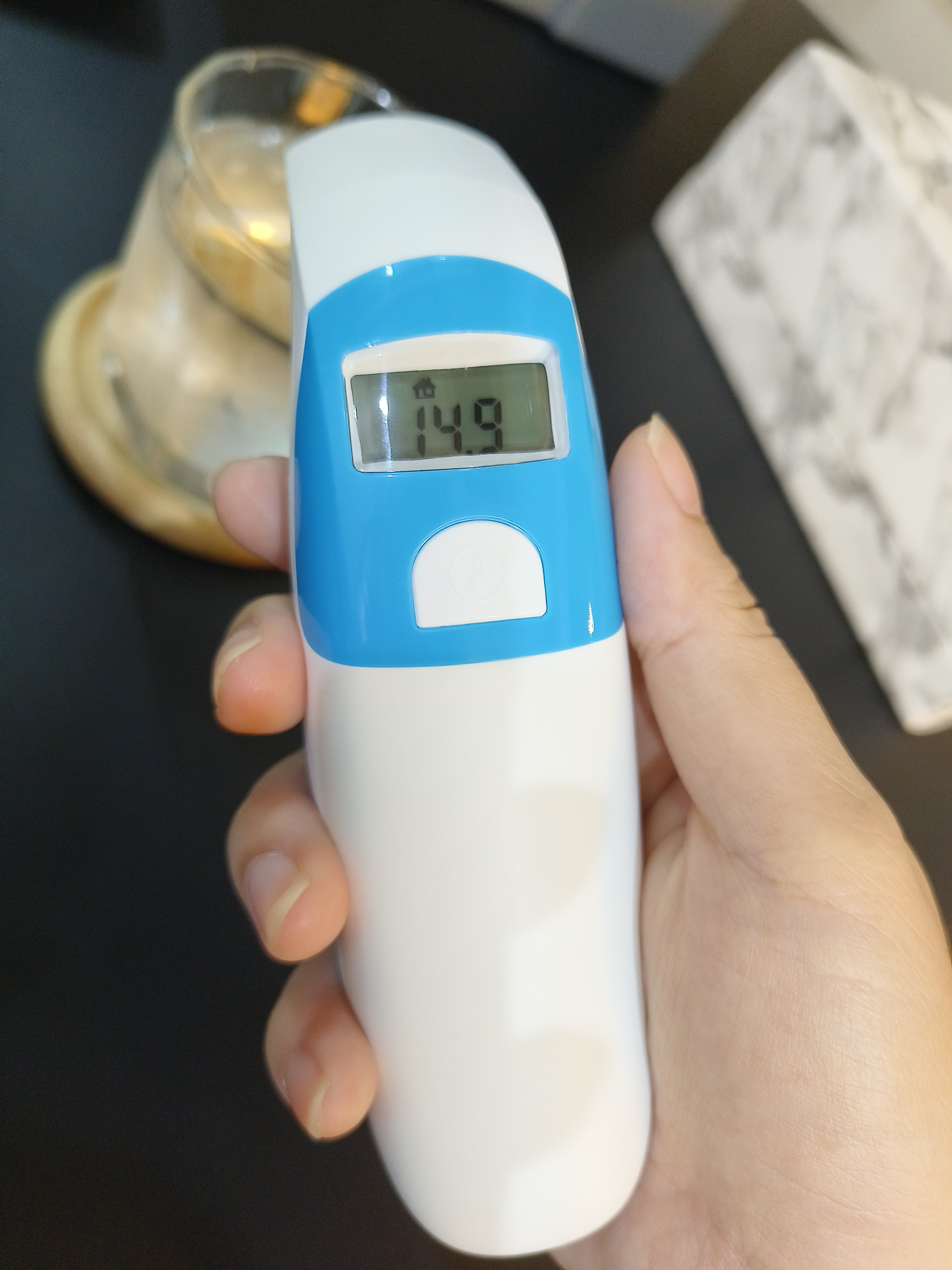 เครื่องวัดอุณหภูมิ (Infrared Thermometer)