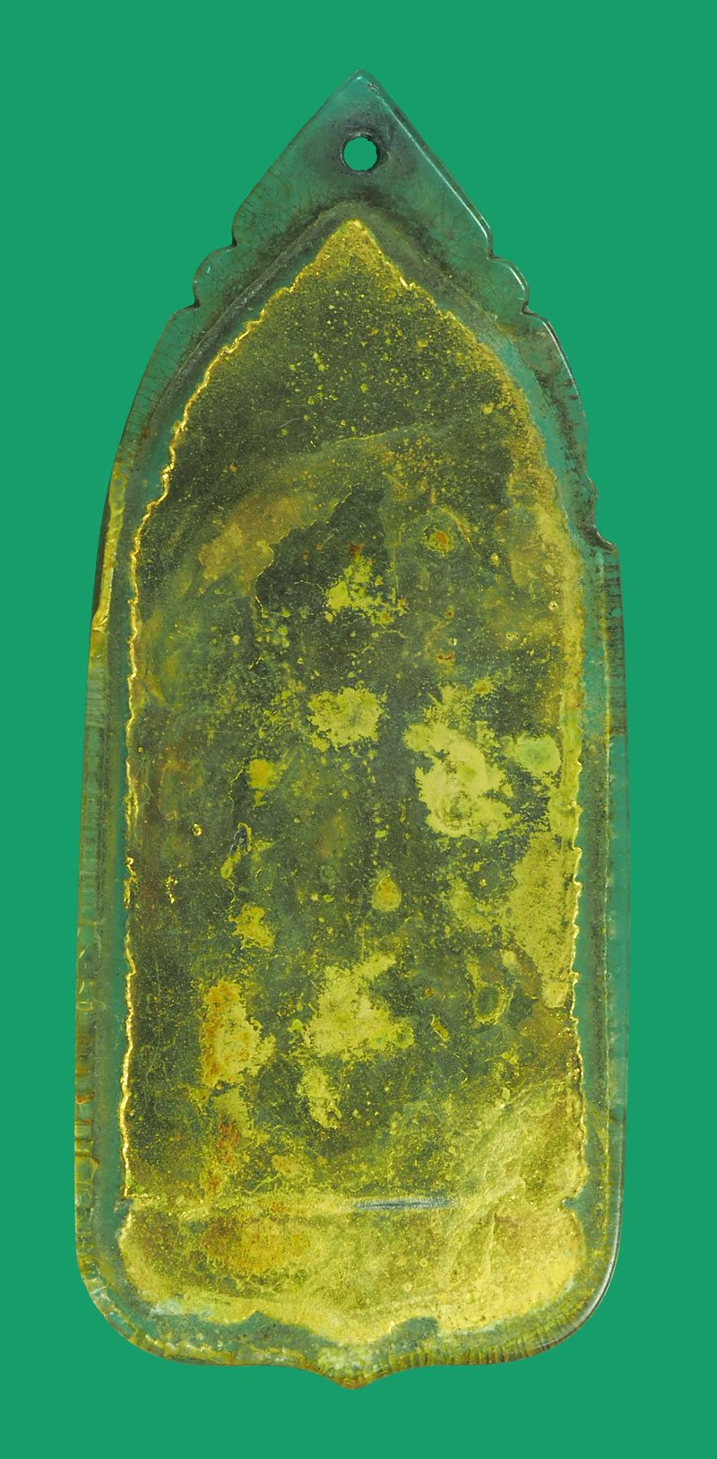 *32403 เหรียญพระแม่ย่า สุโขทัย พิมพ์ใหญ่ เลี่ยมพลาสติกเก่า กระหลั่ยทอง 83