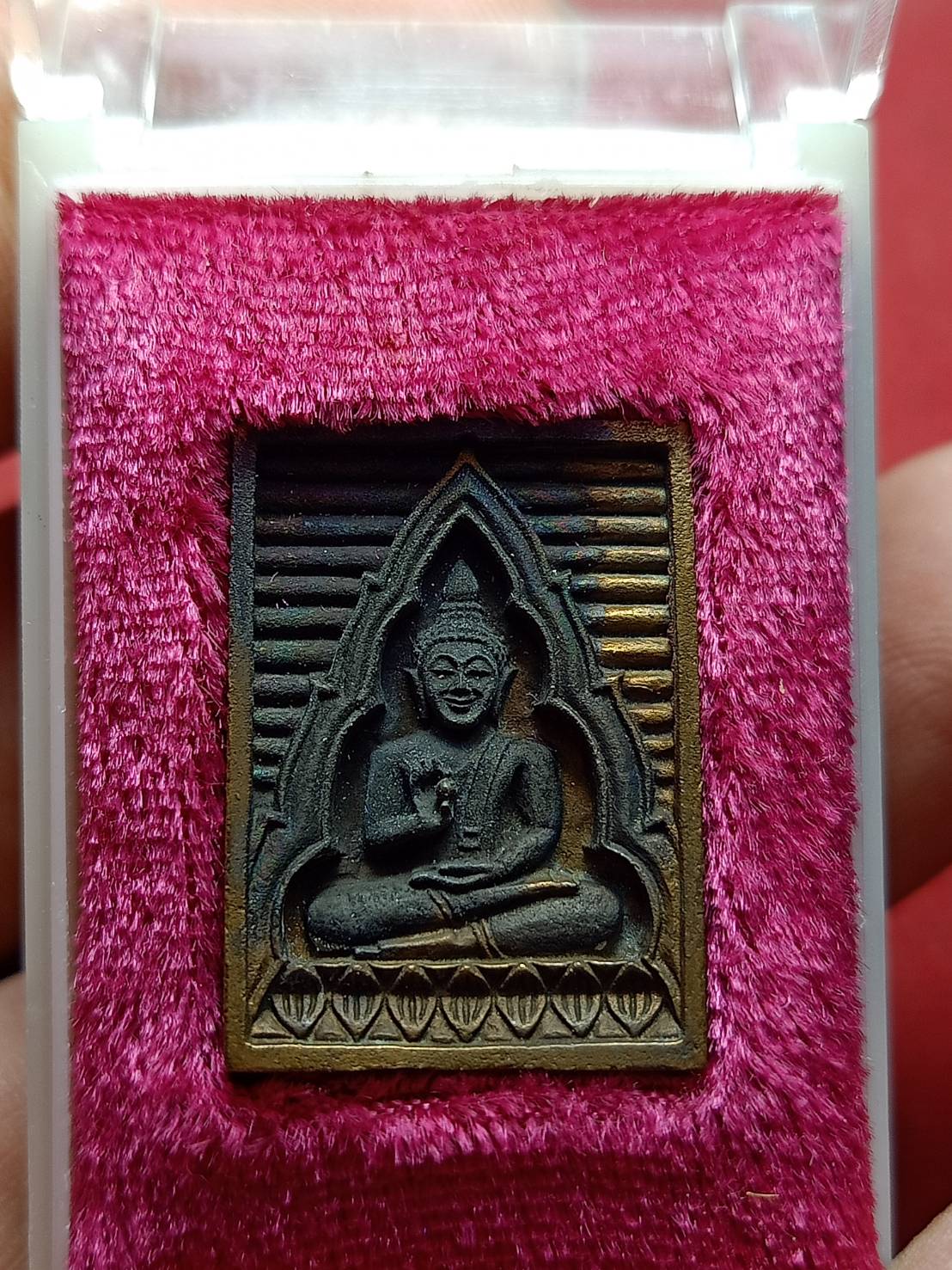 พระผงของขวัญ รุ่นซื้อที่ดินถวาย วัดปากน้ำ กทม. ปี 2534 พร้อมกล่อง (SKU-10861)