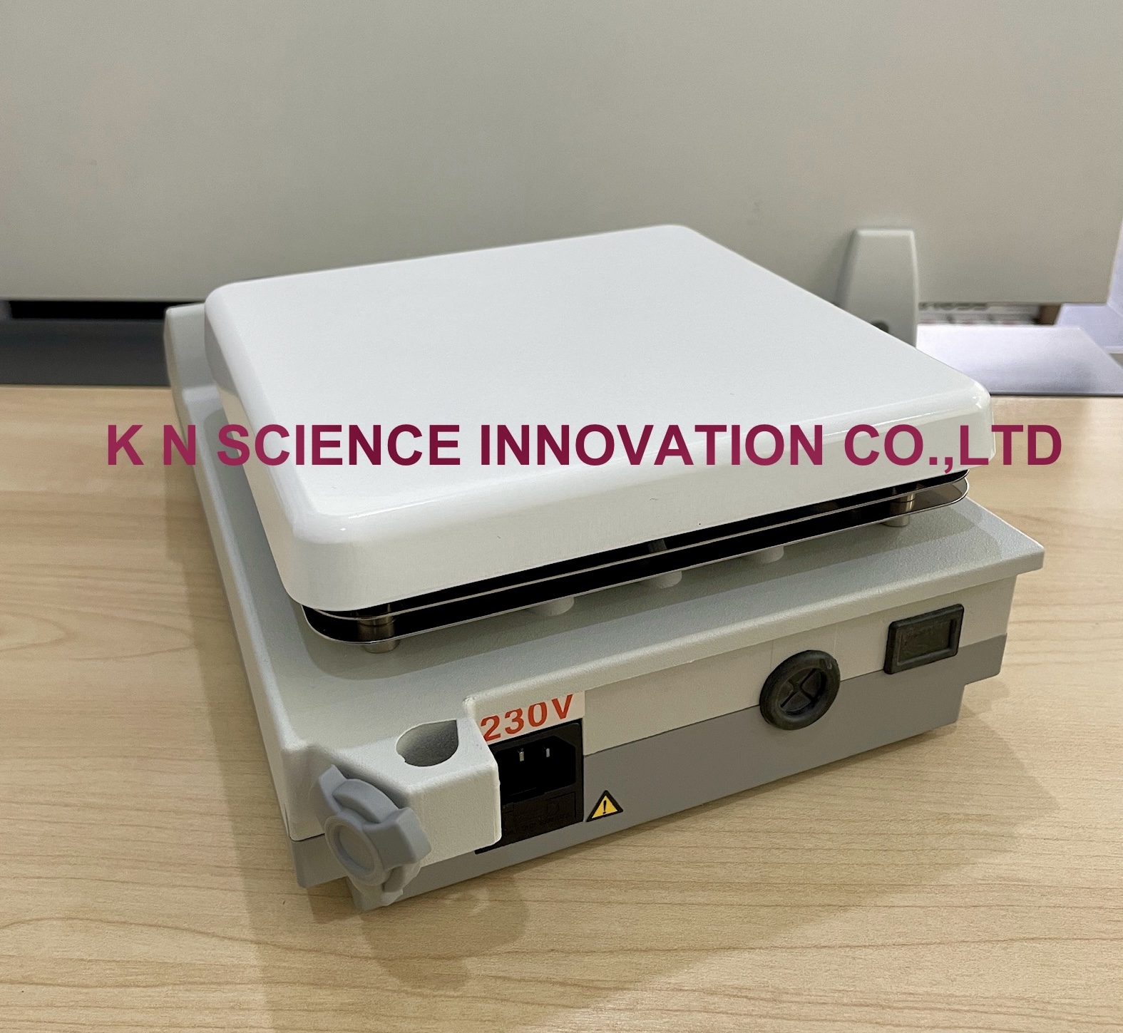 Mtops Hot plate 7″ x 7″ , 380 °c, model : MS-100, ยี่ห้อ MTOPS/KOREA MS100