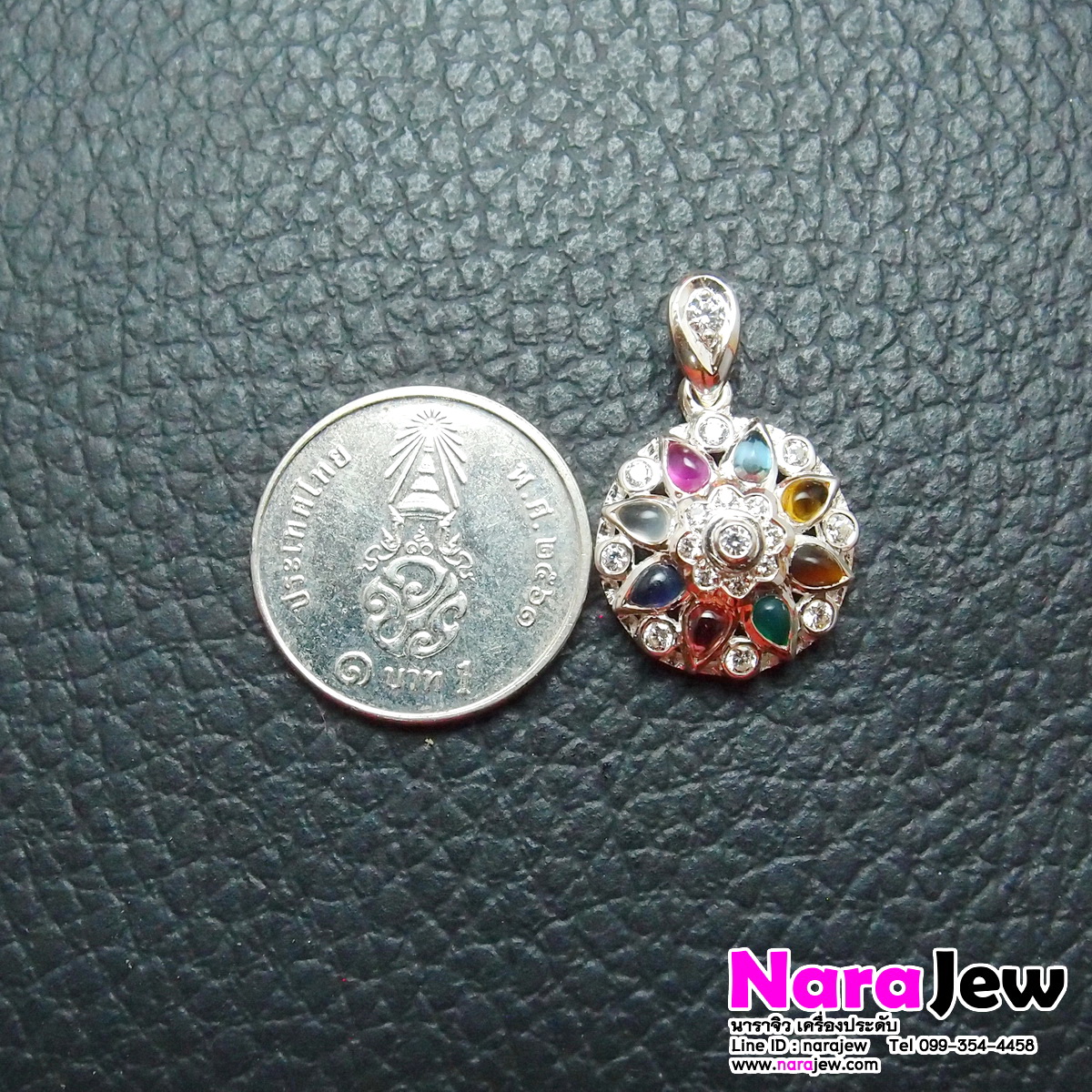 จี้พลอยนพเก้า พลอยนพเก้าแท้ตามตำรา เจียรนัยทรงหยดน้ำ