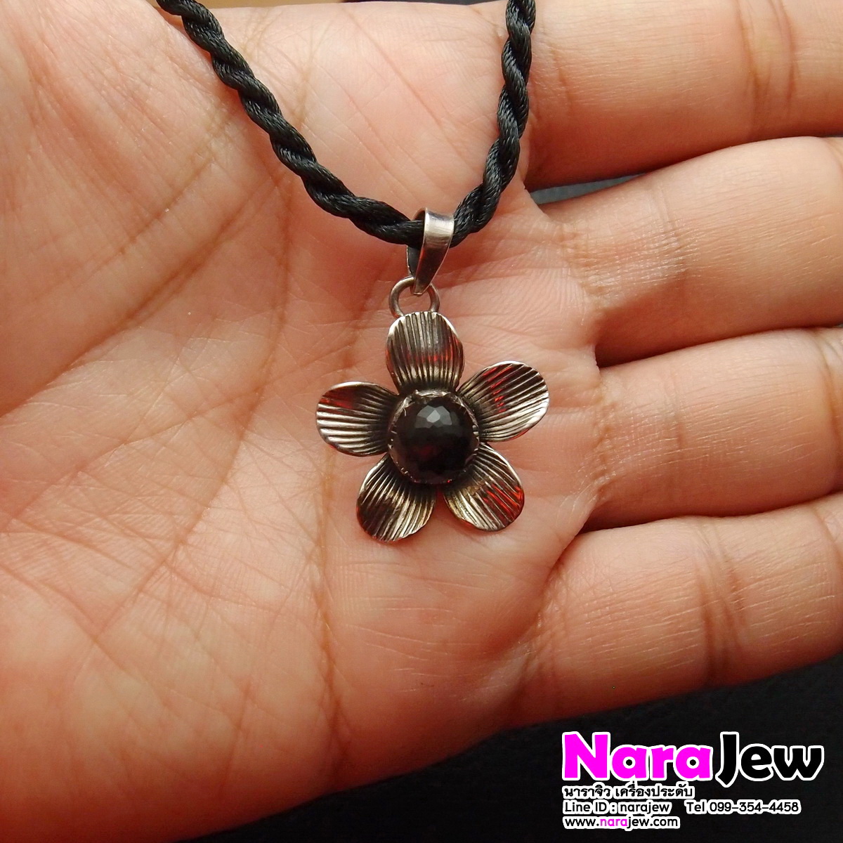 จี้ สโมคกี้ควอตซ์ Smoky Quartz หินแห่งอำนาจ ตัวเรือนเงินแท้925 รูปดอกไม้ แถมฟรี สร้อยไหมญี่ปุ่น