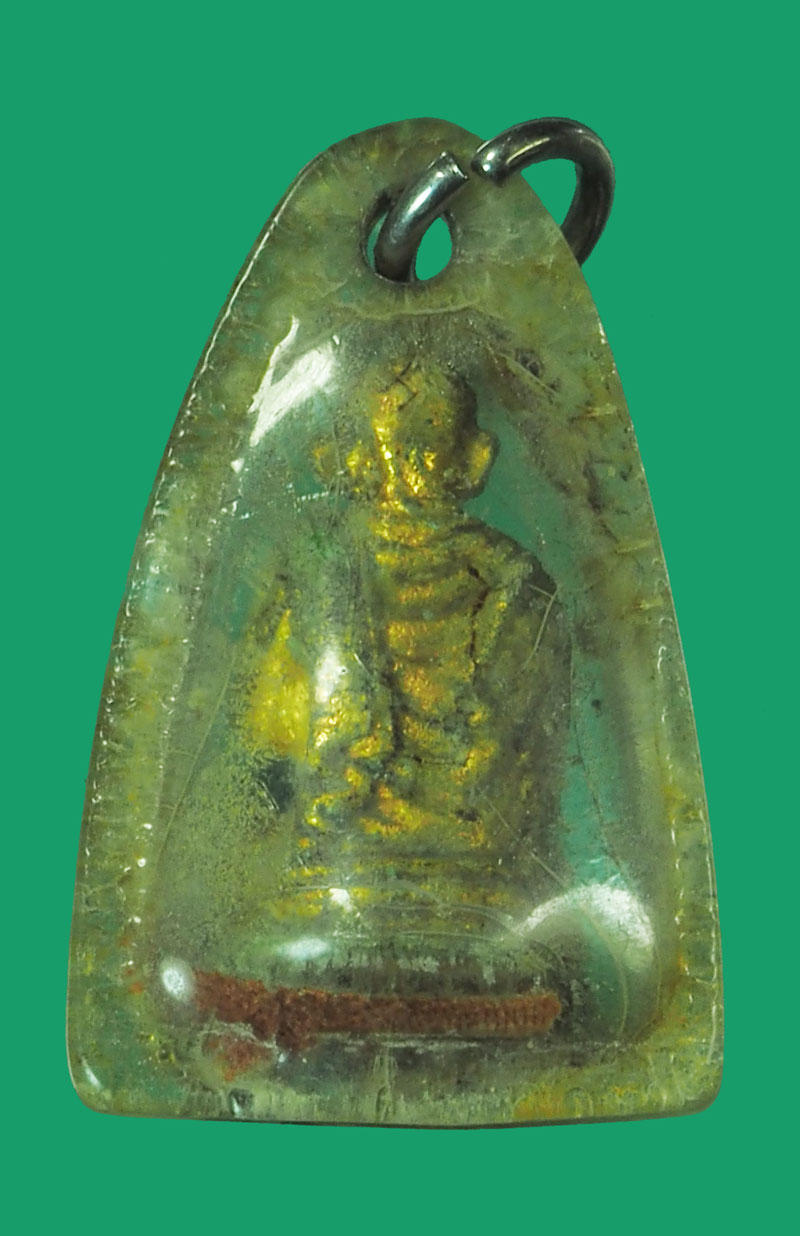 *33849 รูปหล่อสมเด็จพุทธจารย์โต พรหมรังษี กระหลั่ยทอง ไม่ทราบที่ และปีสร้าง เลี่ยมพลาสติกเก่า 8