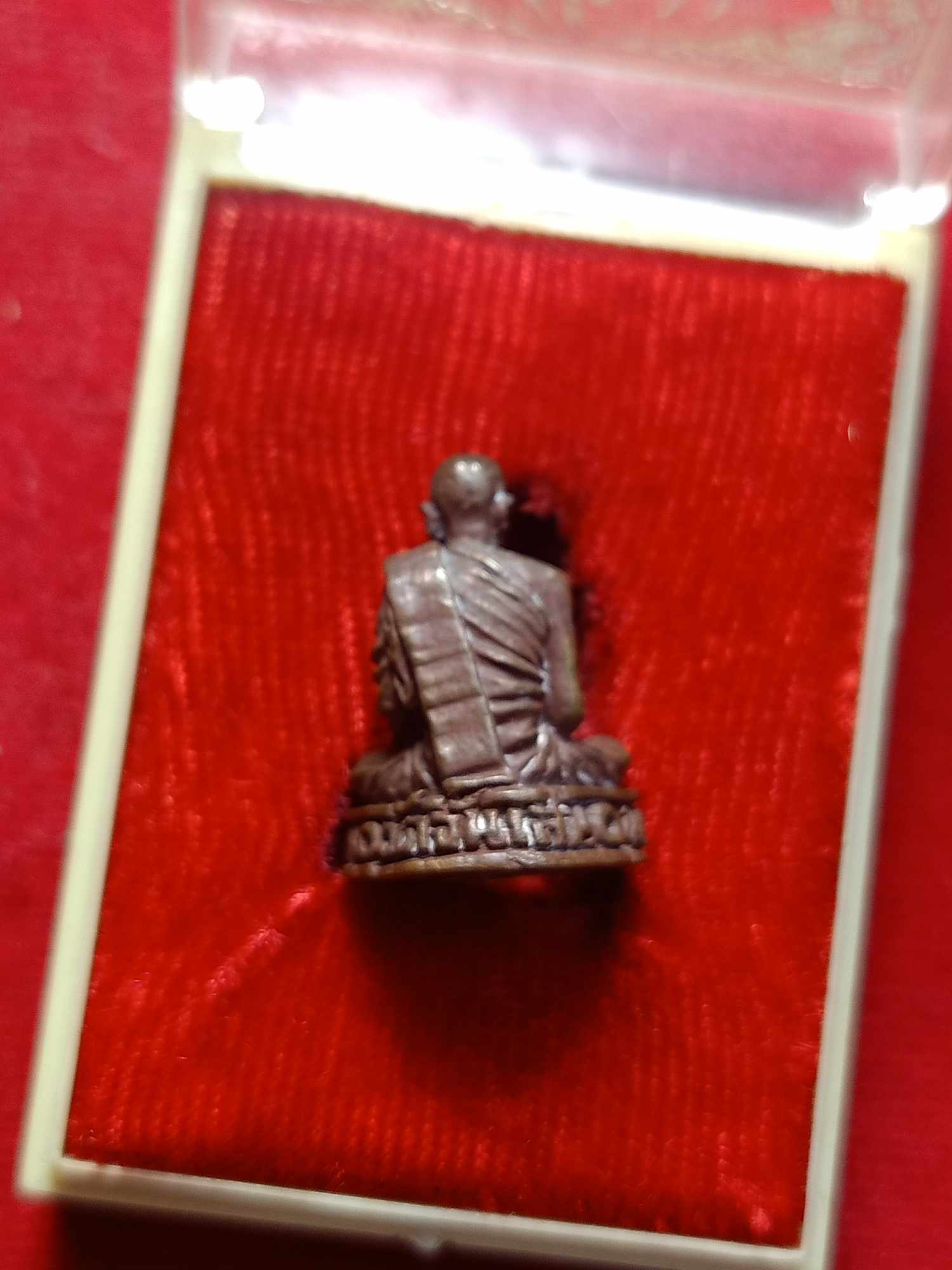 รูปหล่อหลวงพ่อโอด (พระครูนิสัยจริยคุณ) วัดจันเสน จ.นครสวรรค์ รุ่นเสาร์ห้า 26 พร้อมกล่อง (SKU-03226)