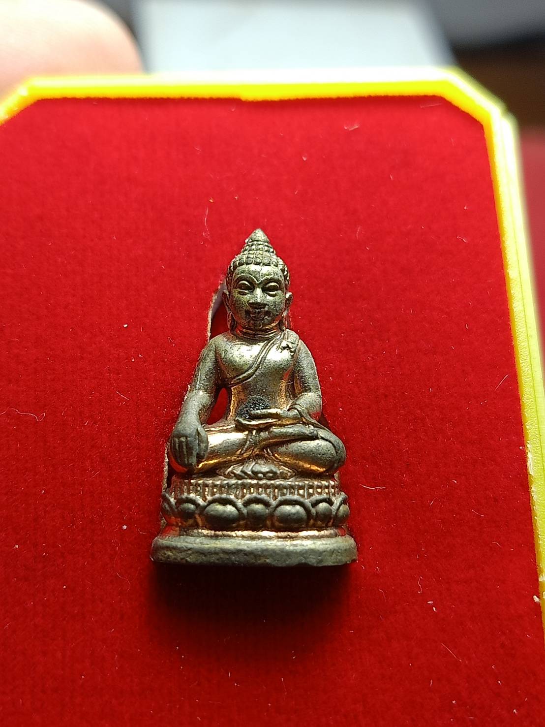 พระชัยวัฒน์ พ่อหลวง วัดศรีสุดาราม กรุงเทพฯ พร้อมกล่อง (SKU-10787)
