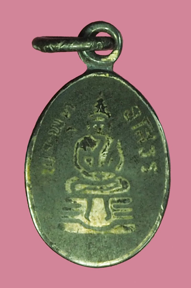 ขายแล้ว*40453 พระเม็ดแตง พุทธโสธร หลังยันต์ห้า เก่าไม่ทราบปี เนื้อเงินลงถม 25
