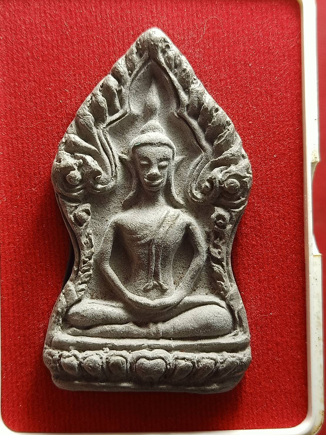 พระขุนแผน **รุ่นมหาาเวทย์ มหาายันต์ มหาาบารมี** หลวงพ่อเงิน วัดโพรงงู จ.พัทลุง พร้อมกล่อง (SKU-12672)