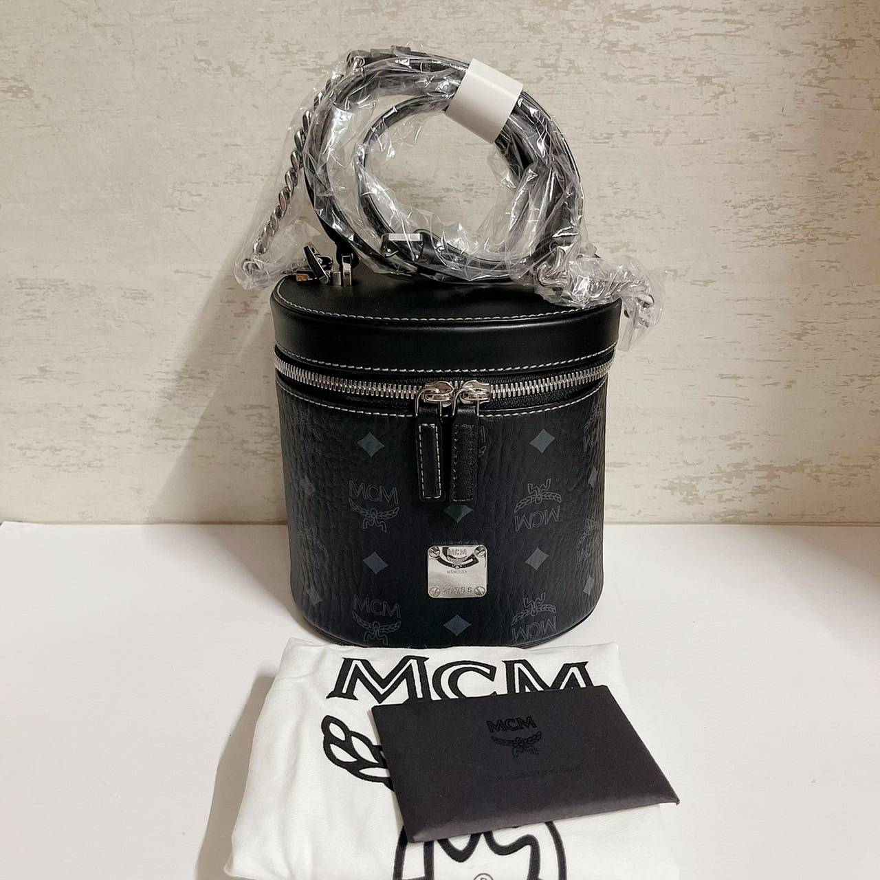 MCM Cylinder