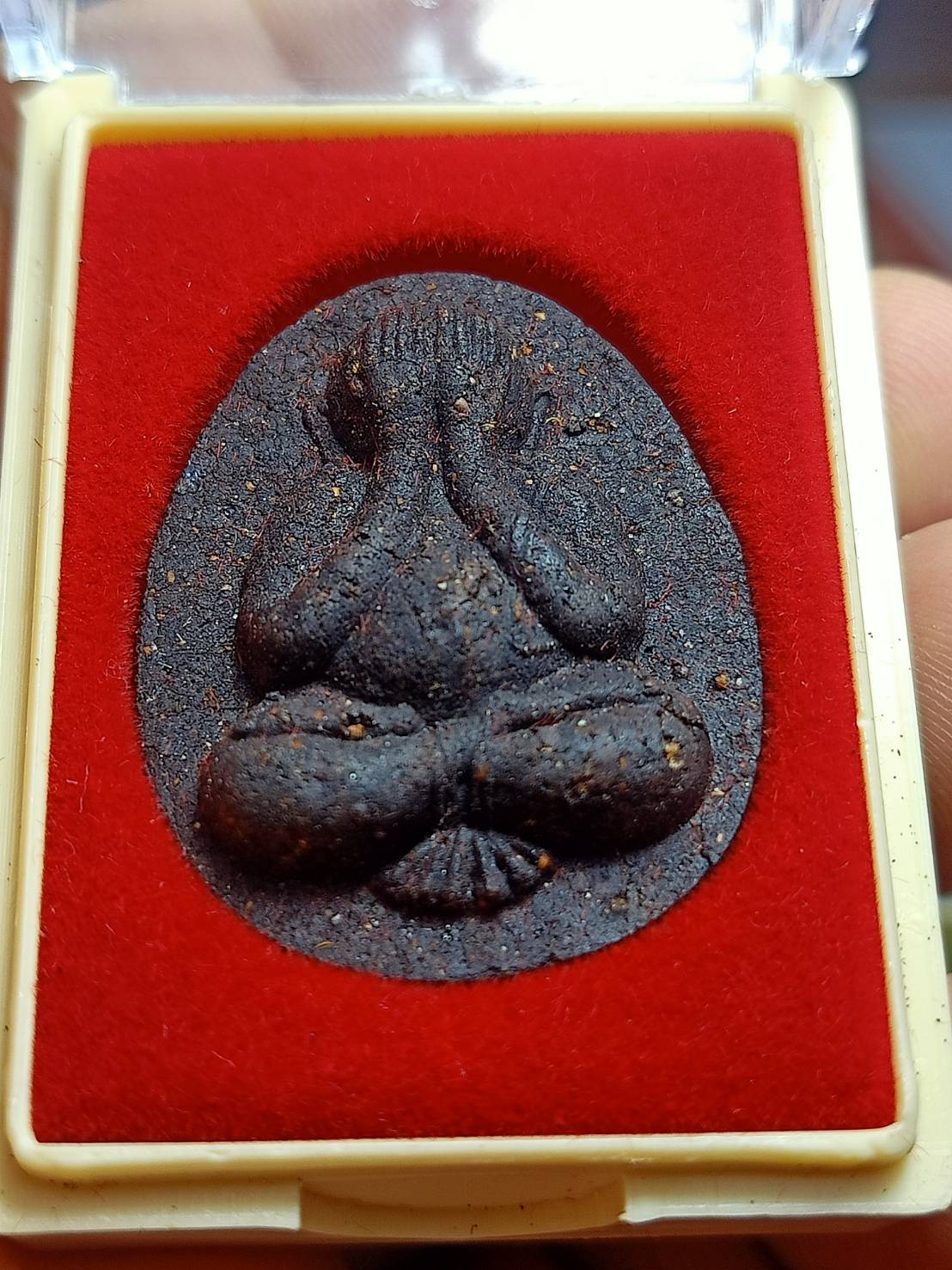 เหรียญหลวงพ่อเมี้ยน วัดโพธิ์กบเจา จ.อยุธยา ปี 2537 พร้อมกล่อง (SKU-05949)