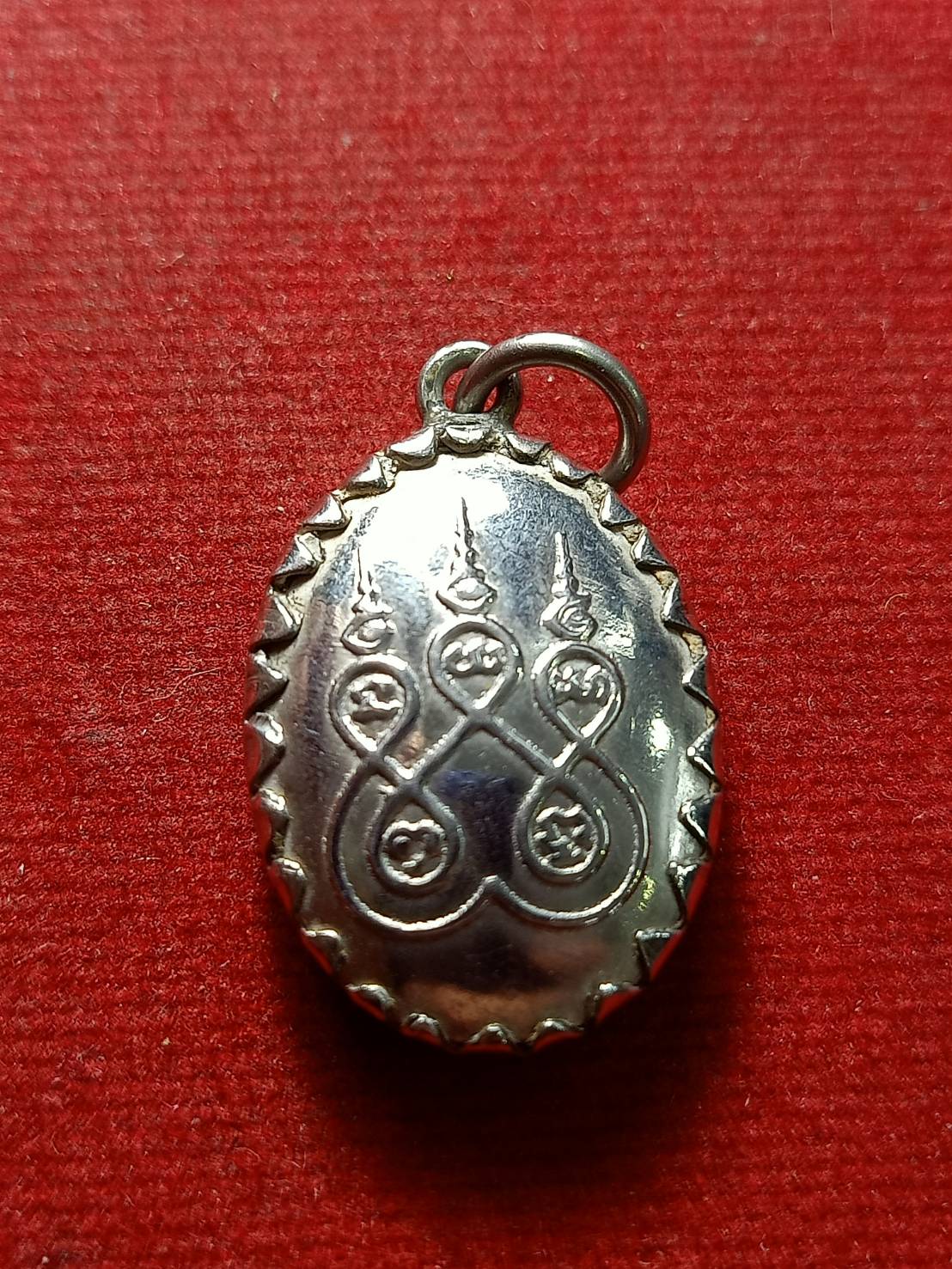 ล็อกเก็ตของหลวงปู่เย็น ทานรโต วัดสระเปรียญ จ.ชัยนาท (SKU-13239)