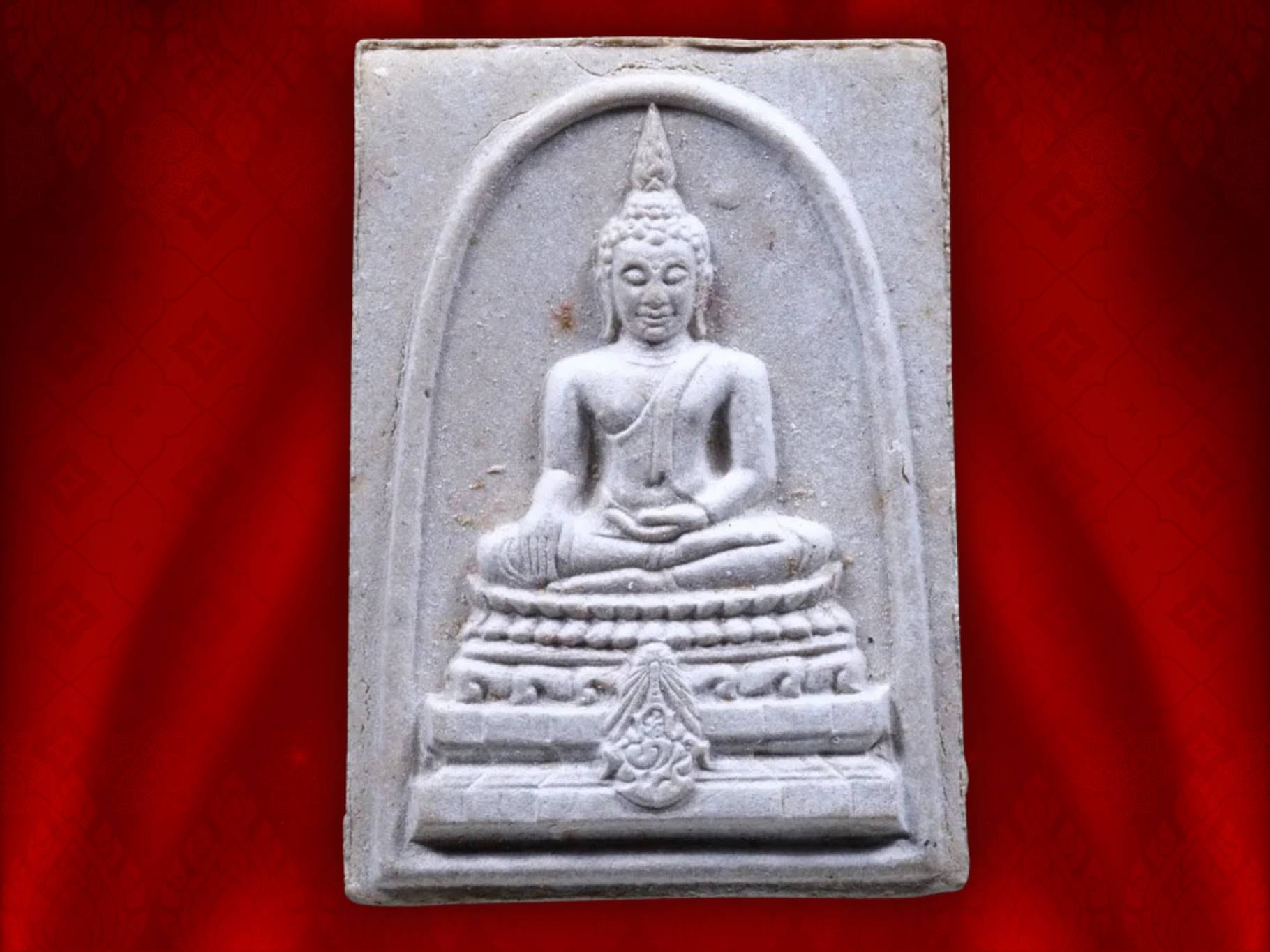 พระพุทธชินสีห์ ภปร.(สมเด็จทันโต) ผสมมวลสารมหามงคลพระทนต์ในหลวง ร.9 ปี 2533 (พิมพ์ใหญ่) มีกล่องครบถ้วน สวยแชมป์ พลอยเยอะ แบ่งปันบูชา