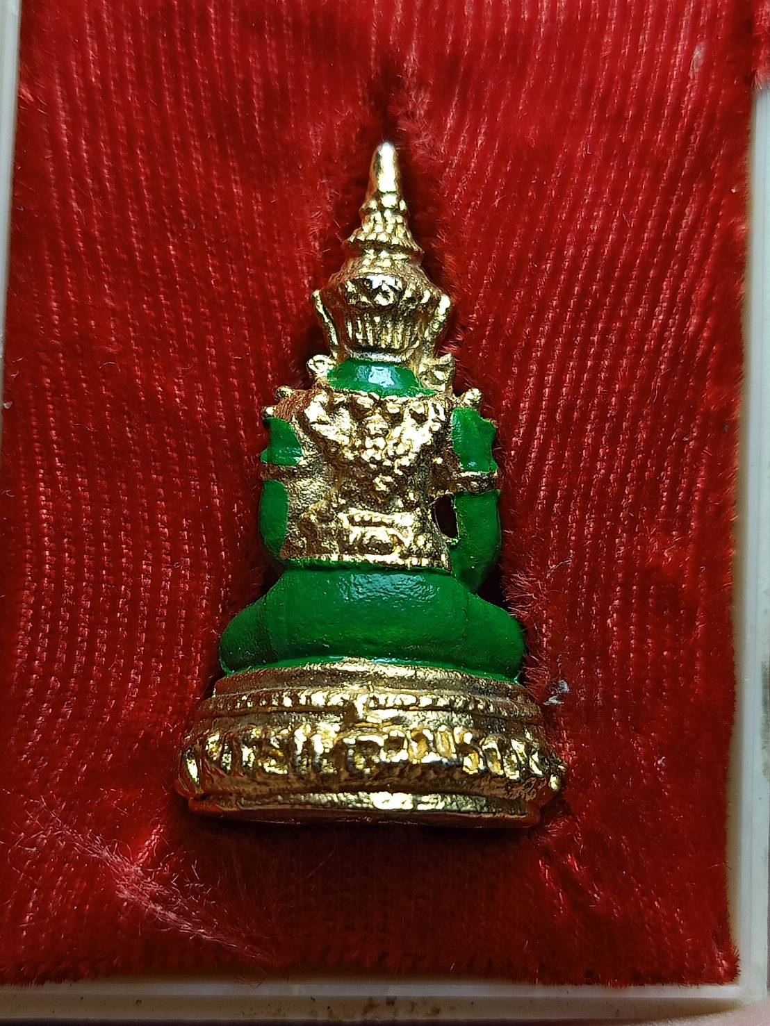 พระแก้วมรกตลอยองค์ อภินันทนาการจากพระอุดมสารโสภณ วัดเทพศิรินทร์ กทม. (SKU-11503)