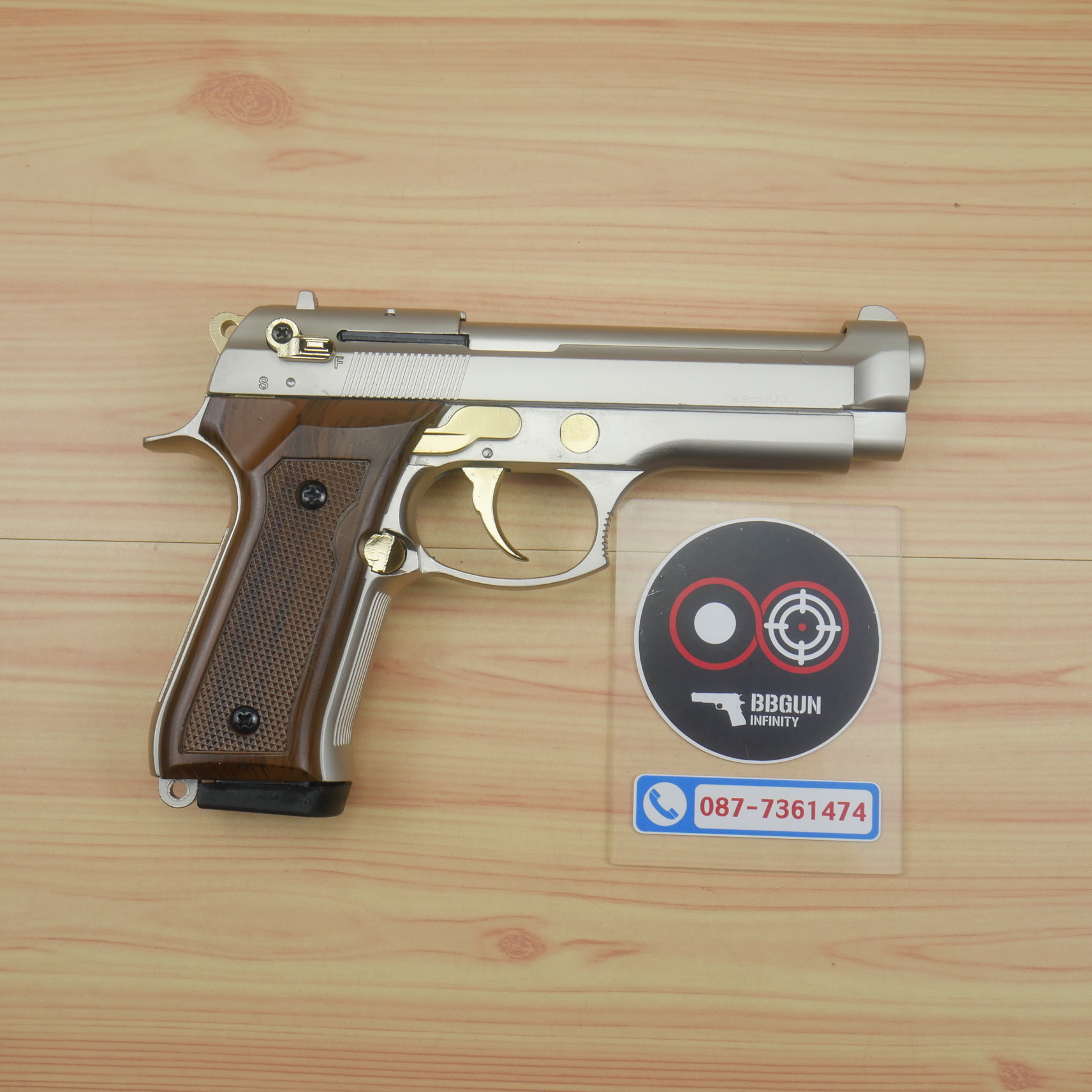 แบลงค์กัน BLOW F92 AUTO SATINA GOLDEN PARTS WOODEN GRIPS สีซาติน ไกทอง ด้ามลายไม้ Blank Gun ( 2 แม็กกาซีน + กล่องปืน )