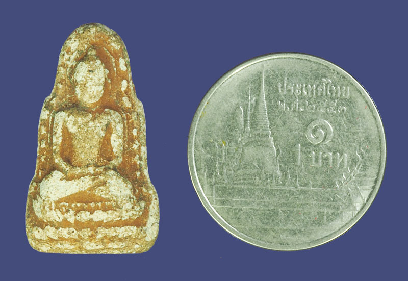 ขายแล้ว*39344 พระพิมพ์ปางสมาธิ เนื้อดินผสมผง พอมีอายุ ไม่ทราบที่ และปีสร้าง 3