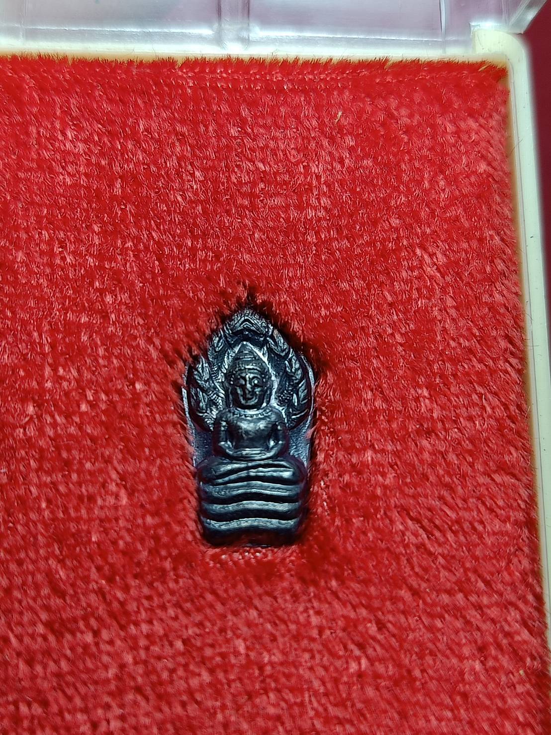 เหรียญนาคปกหลวงพ่อหยอด เนื้อเงิน วัดแก้วเจริญ จ.สมุทรสงคราม ปี 2534 พร้อมกล่อง (SKU-10374)