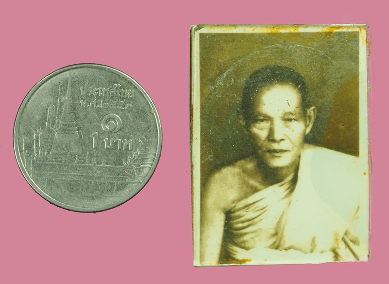 *40322 รูปถ่ายหลวงพ่อเรื่อง วัดใหม่พิณสุวรรณ จ.สุพรรณบุรี รูปก่อน พ.ศ.2500 ออกซีเปีย กระจกบาง ด้านหลังกระจกหลุด 84