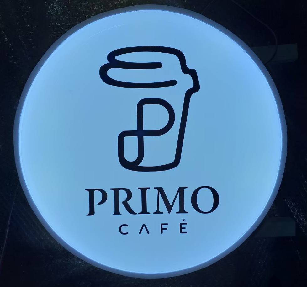 กล่องไฟติดหน้าร้าน