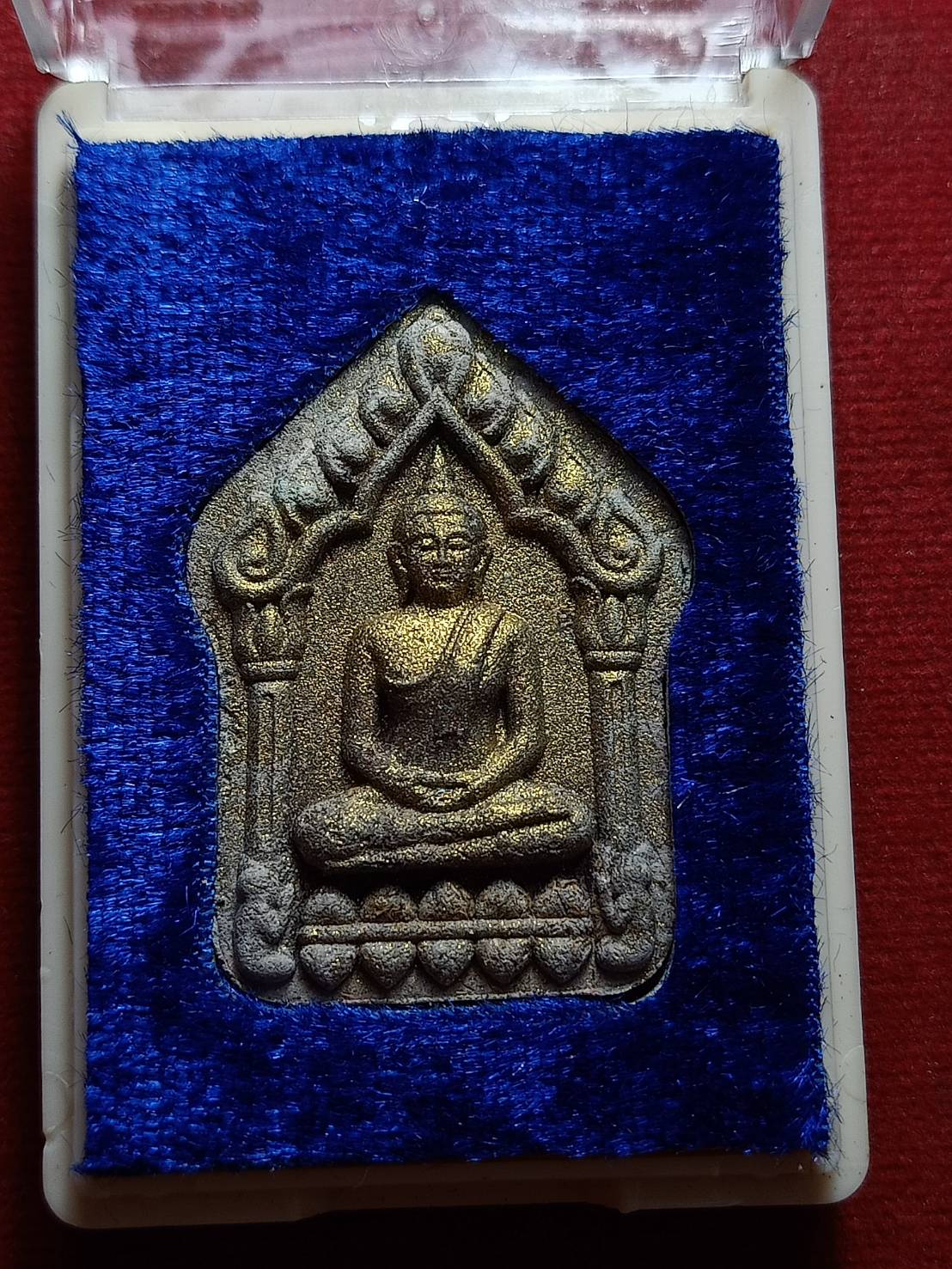 พระขุนแผน หลวงปู่อุดมทรัพย์ (จ่อย สิริคุตโต) รุ่นเทพมณีโคตร สำนักสงฆ์เวฬุวัน จ.ศรีสะเกษ พร้อมกล่อง (SKU-06492)