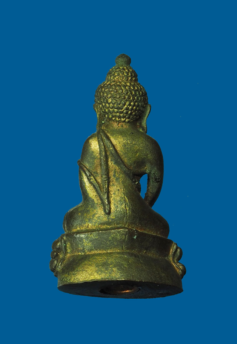 *31186 พระกริ่งใต้ฐาน เป็นรูปมณฑป ไม่ทราบที่และปีสร้าง 7