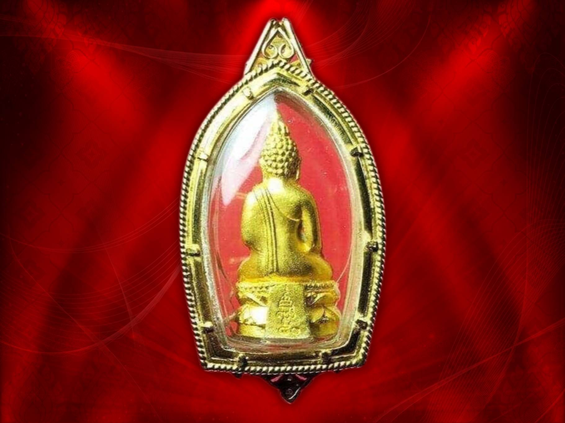 1 ใน 100 องค์ พระกริ่งไพรีพินาศ เนื้อทองคำ พร้อมเลี่ยมทองคำฝังเพชร เฉพาะพระทองคำ หนักประมาณ 24 กรัม รวมๆ กับเลี่ยมทองแล้วประมาณ 40 กรัม จัดสร้างน้อยเพียงแค่ 100 องค์เท่านั้น ส่วนองค์นี้ หมายเลขสวย No.85 งามและหายากสุด ๆ ครับ