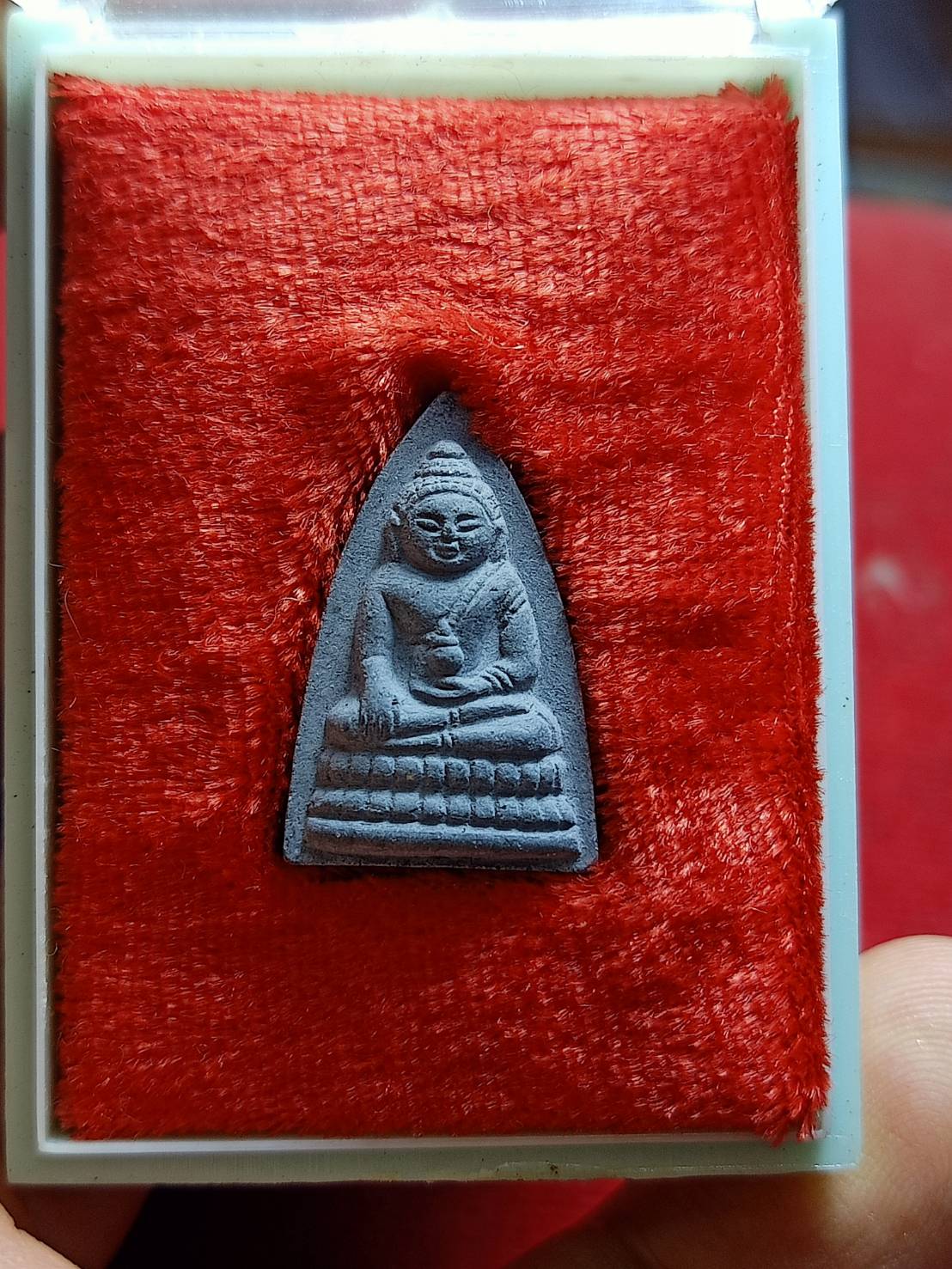 พระชัยวัฒน์ ผงใบลาน รุ่นเพ็ญพุธ อธิบดี วัดสุทัศนเทพวราราม กรุงเทพฯ ปี 2531 พร้อมกล่อง (SKU-06126)