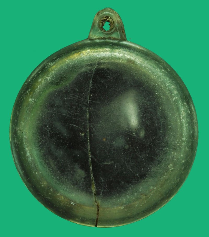 *37487 สีผึ้งขนาดห้อยคอ เก่าไม่ทราบที่และปีสร้าง 12