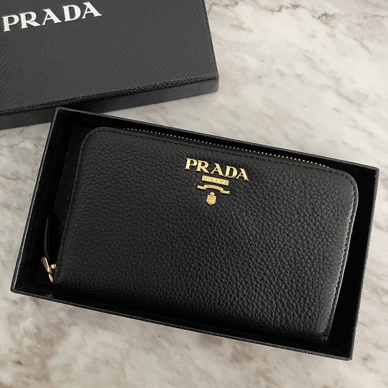 Prada Zippy Medium