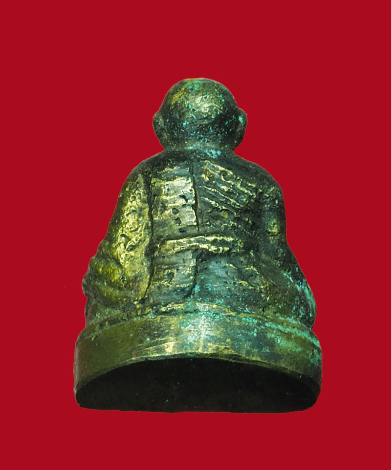 *31506 พระรูปหล่อไม่ทราบอาจารย์ เนื้อทองเหลืองเก่าพอมีอายุ 8