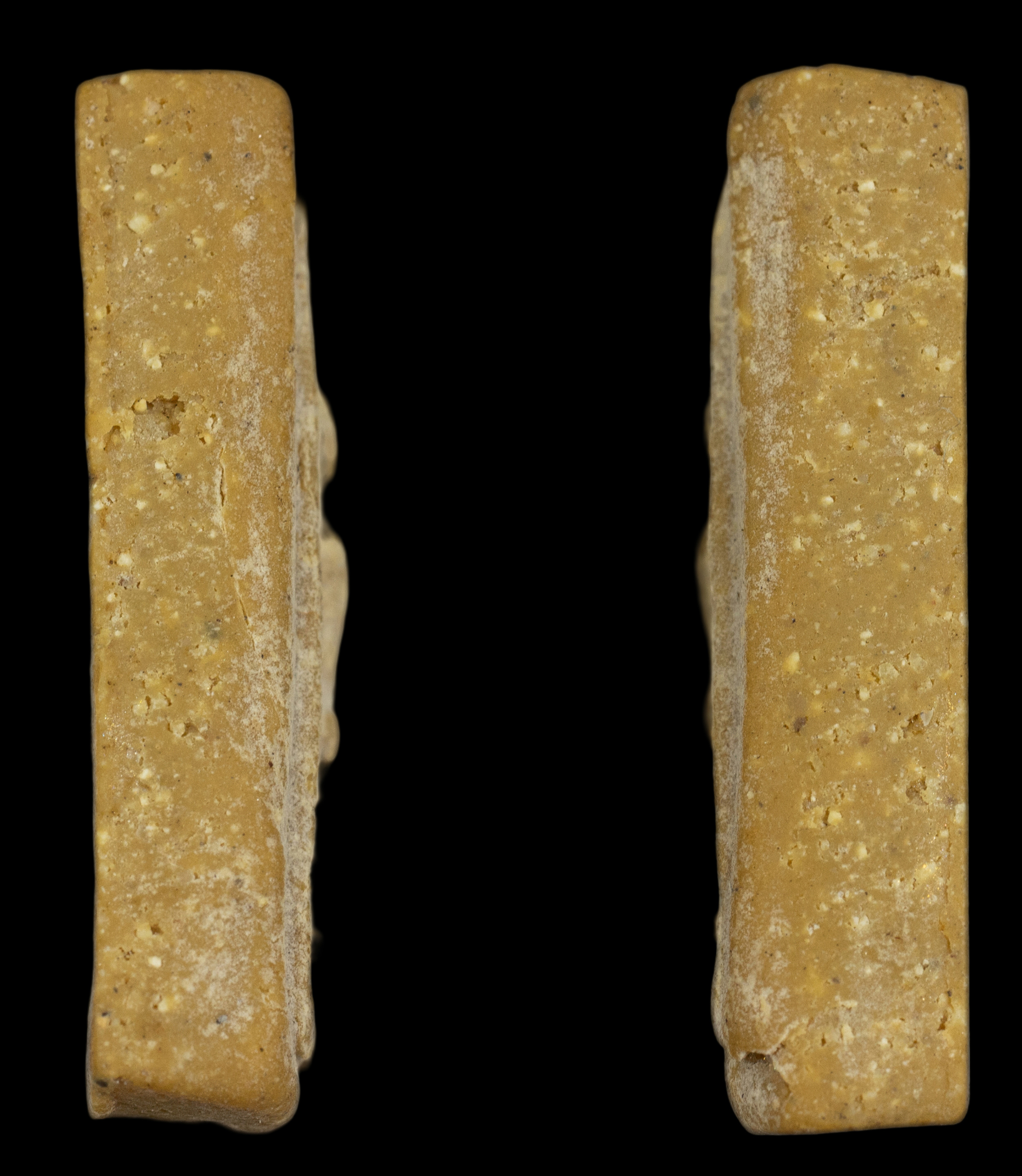 พระสมเด็จหลวงพ่อกวย พิมพ์คะแนนหูบายศรี เนื้อผงน้ำมัน วัดโฆสิตาราม ช่วงปี 2500