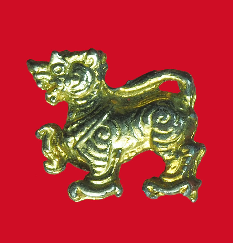 *31925 สิงห์ยกขา เนื้อตะกั่วชุบทอง เก่ามีอายุ ไม่ทราบที่และปีสร้าง 12