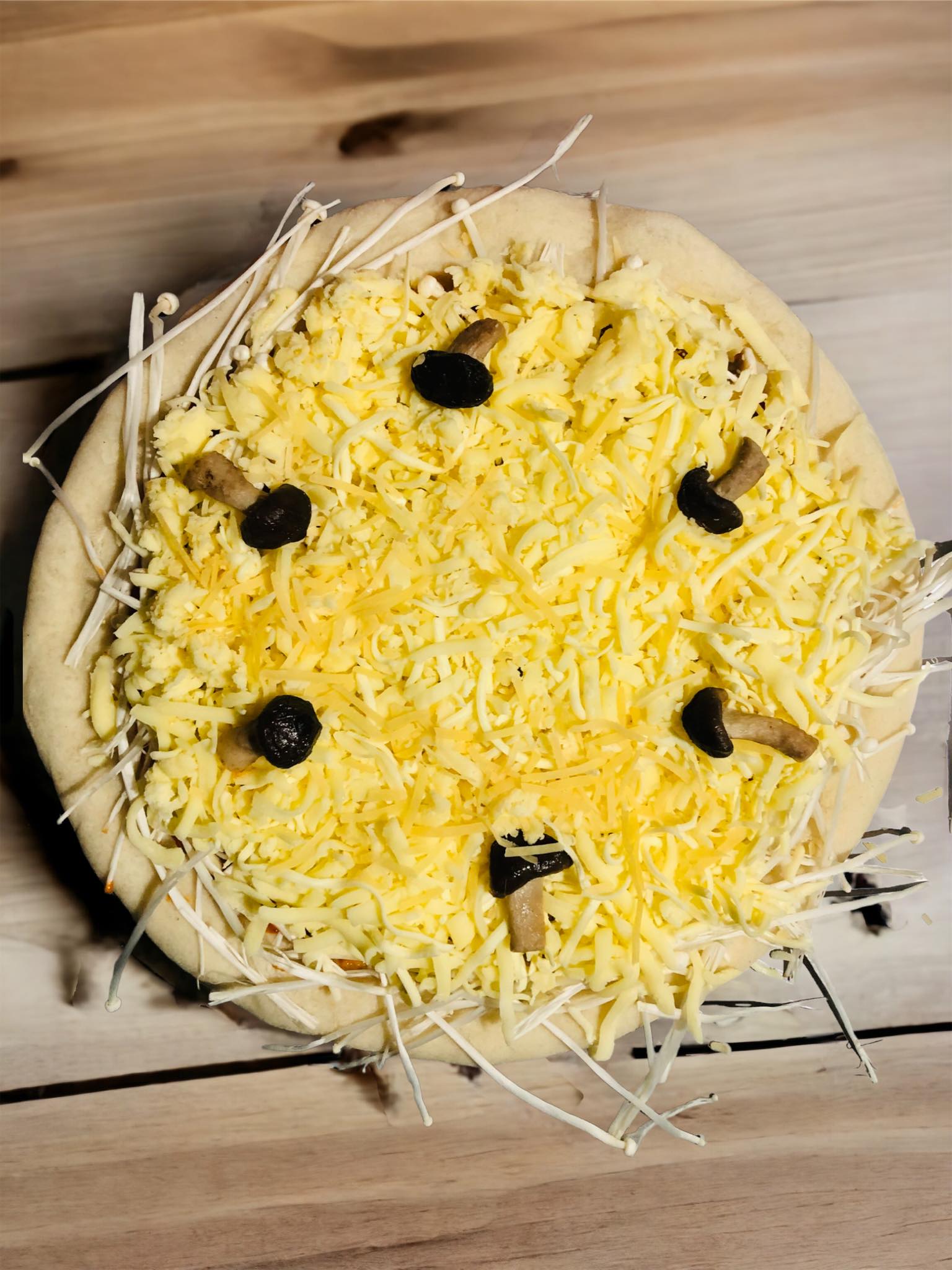 ชุดพิซซ่า DIY แป้งพิซซ่าสำเร็จรูป 9 นิ้ว 2 แผ่น+ซอสพิซซ่า+ซอส mix 1 ชุดสามารถทำพิซซ่าได้ 2 ที่ เลือกทำหน้าเองได้ตามความชอบ ส่งออนไลน์ อำเภอปัว