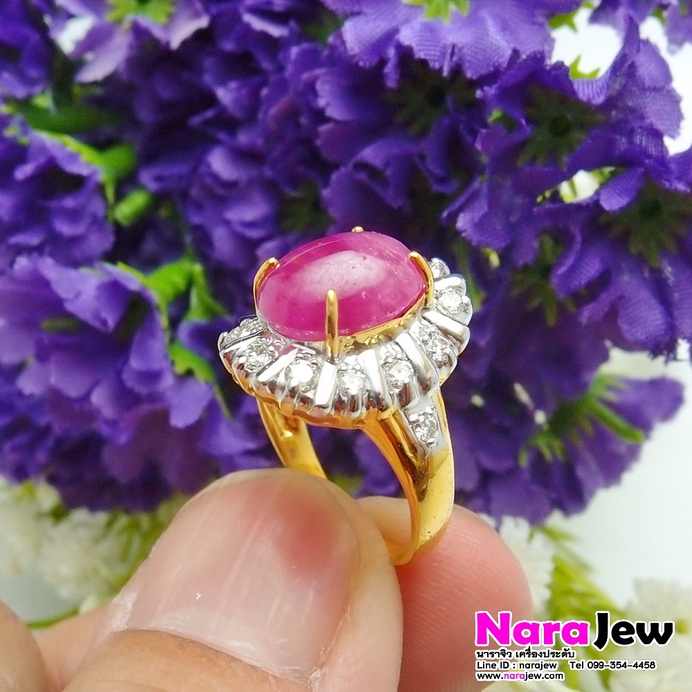 แหวนทับทิมพม่า เม็ดใหญ่ประมาณ 10 กะรัต ล้อมเพชรแท้ ทับทิมพม่า กินบ่เซี่ยง พร้อมใบเซอร์สถาบันอัญมณี GBL หลุดจำนำ