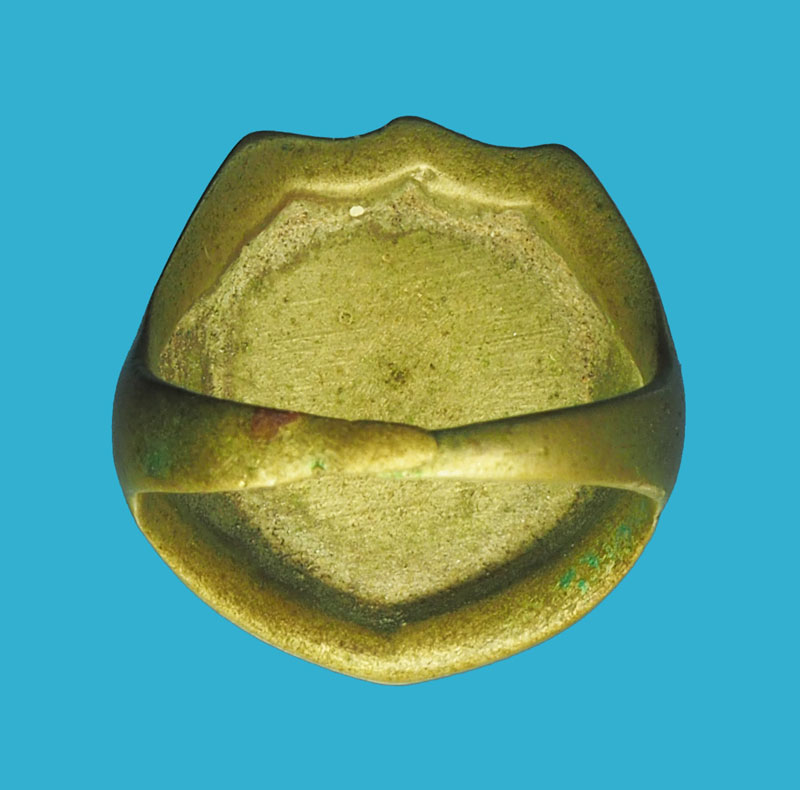 *32695 แหวนพ่อท่านคล้าย วัดสวนขัน นครศรีธรรมราช เนื้ออัลปาก้า สภาพใช้ 39