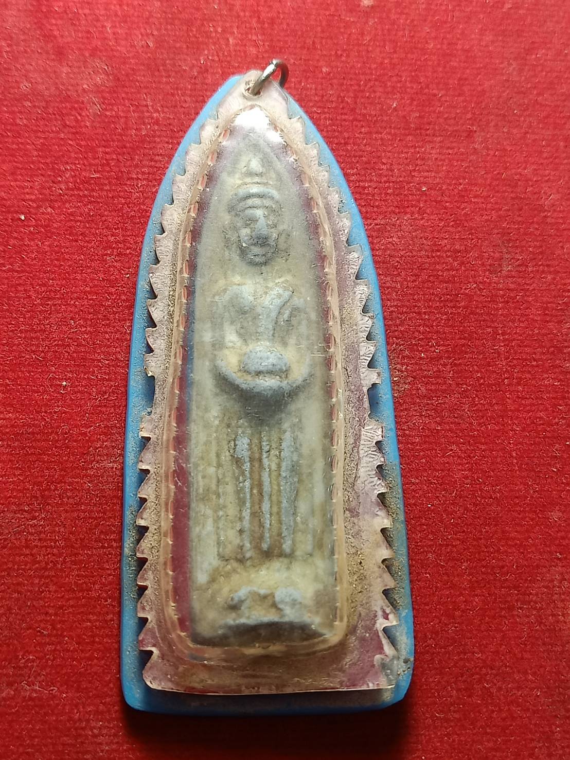 พระเนื้อชิน เลี่ยมเก่า ไม่ทราบที่ (SKU-04941)