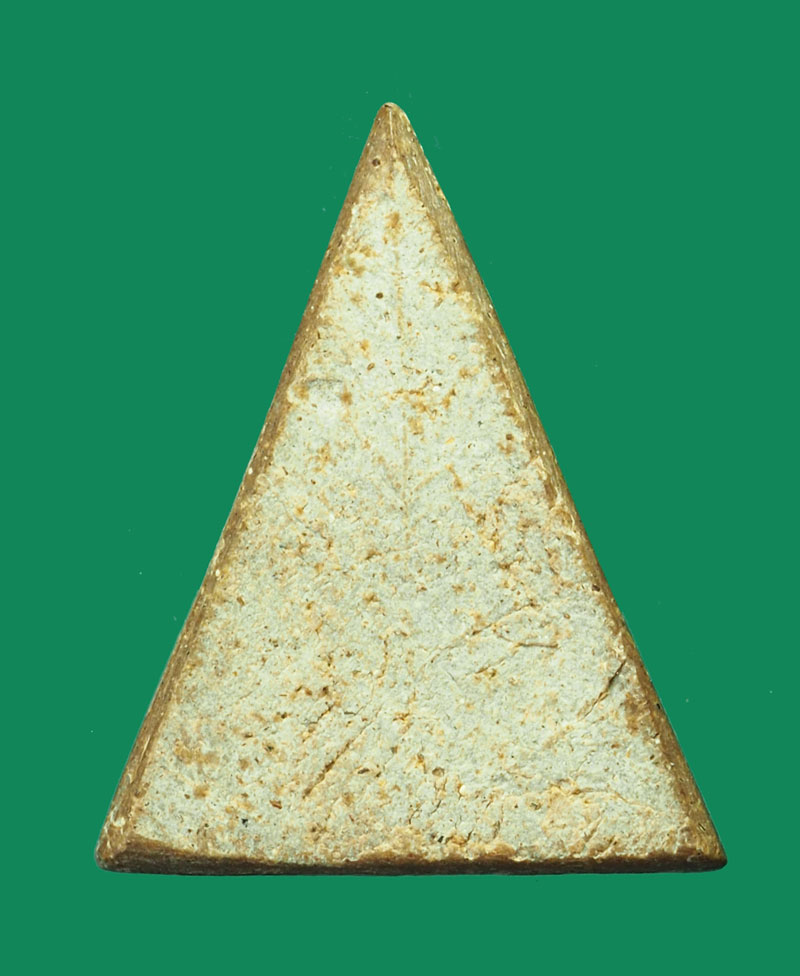 *31783 นางพญามีกำไร หลังใบโพธิ์ (หลวงพ่อกวย วัดโฆษิตราราม ร่วมปลุกเสก) เนื้อผง 9