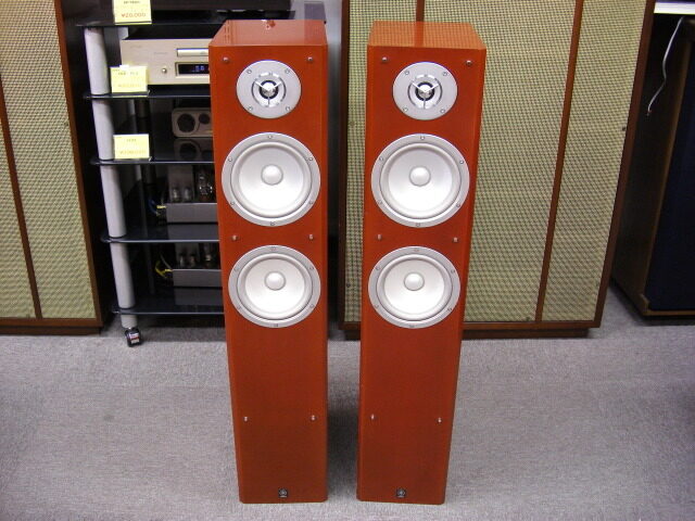 YAMAHA NS-525 F