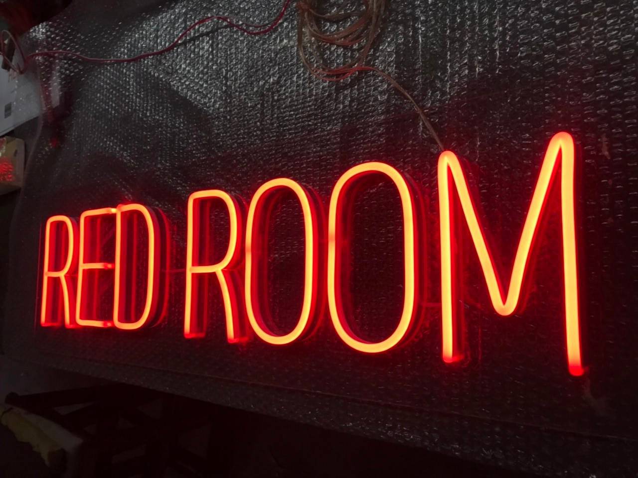 ป้ายไฟนีออนดัดled