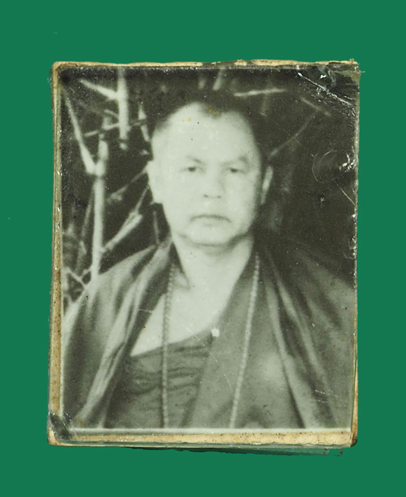 *30407 รูปถ่ายครูบาพรหมจักร วัดรพระพุทธบาทตากผ้า ลำพูน 71