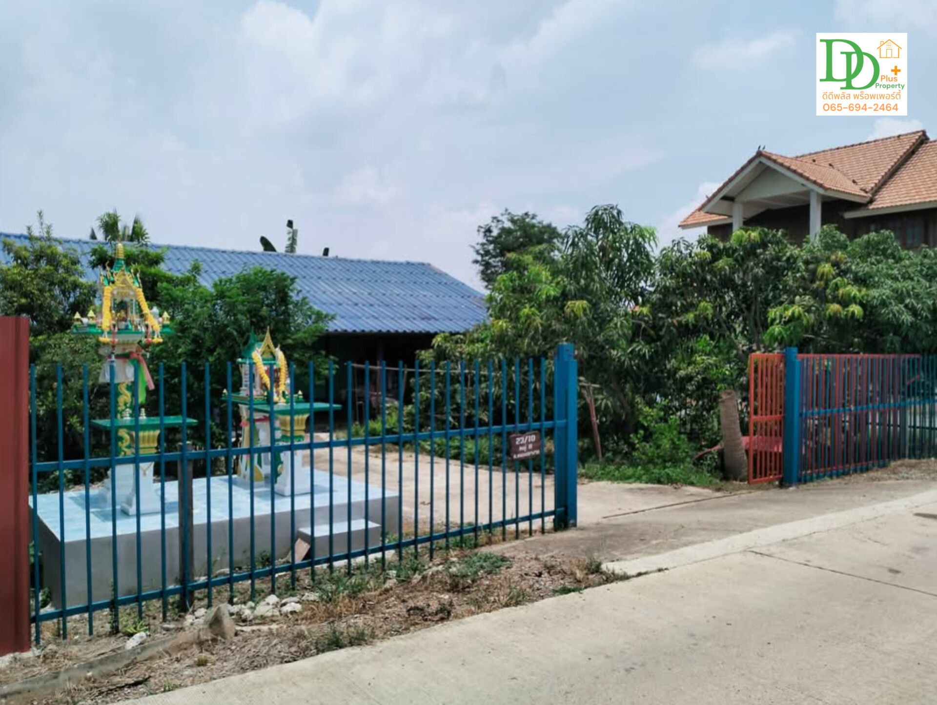 บ้านเดี่ยว 1 ชั้น ติดถนน 2 ด้าน ใกล้ถนนศาลายา