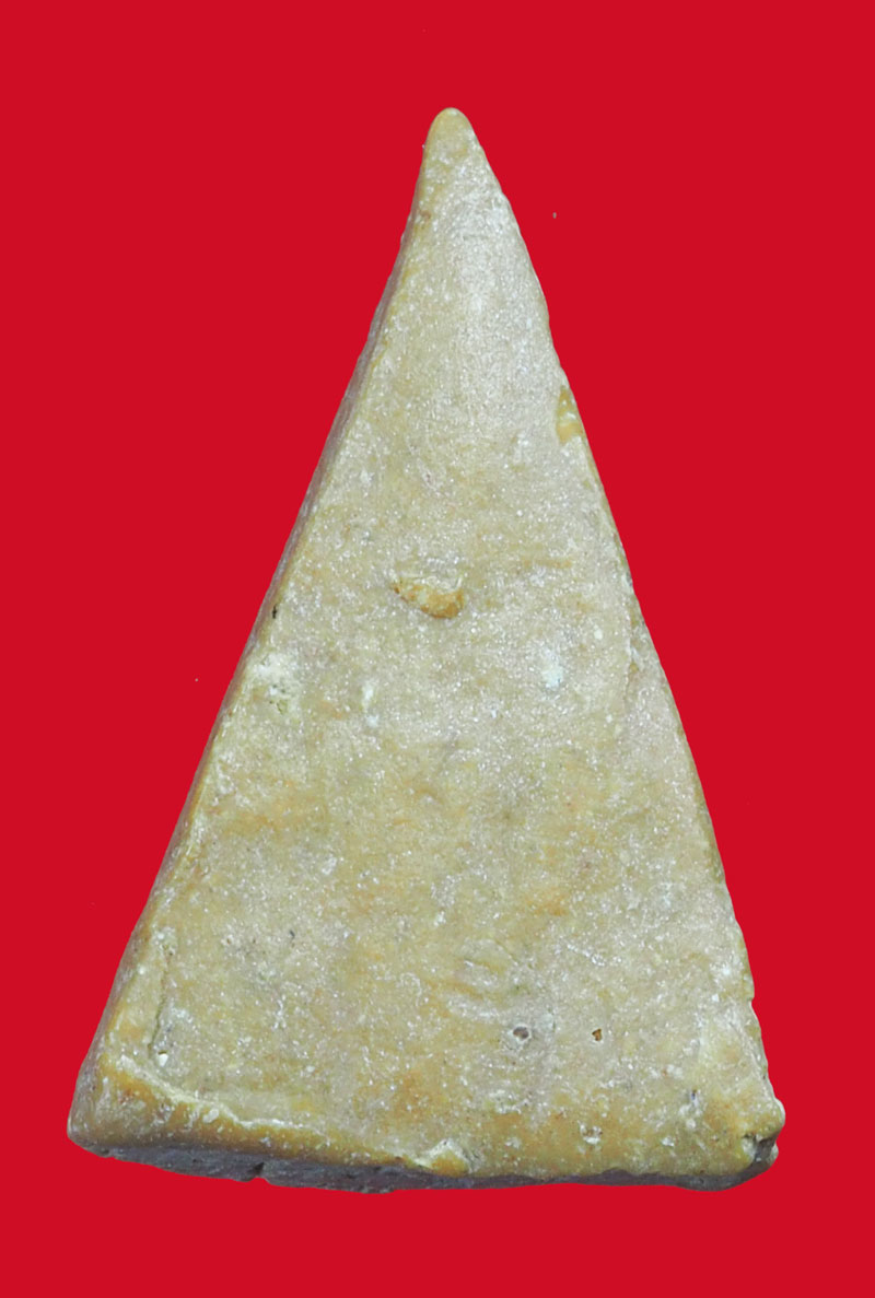 *32966 พระพุทธธรรมจักร หลวงพ่อโบ วัดโคกบางชนี บางบาลอยุธยา เนื้อผงน้ำมัน 9