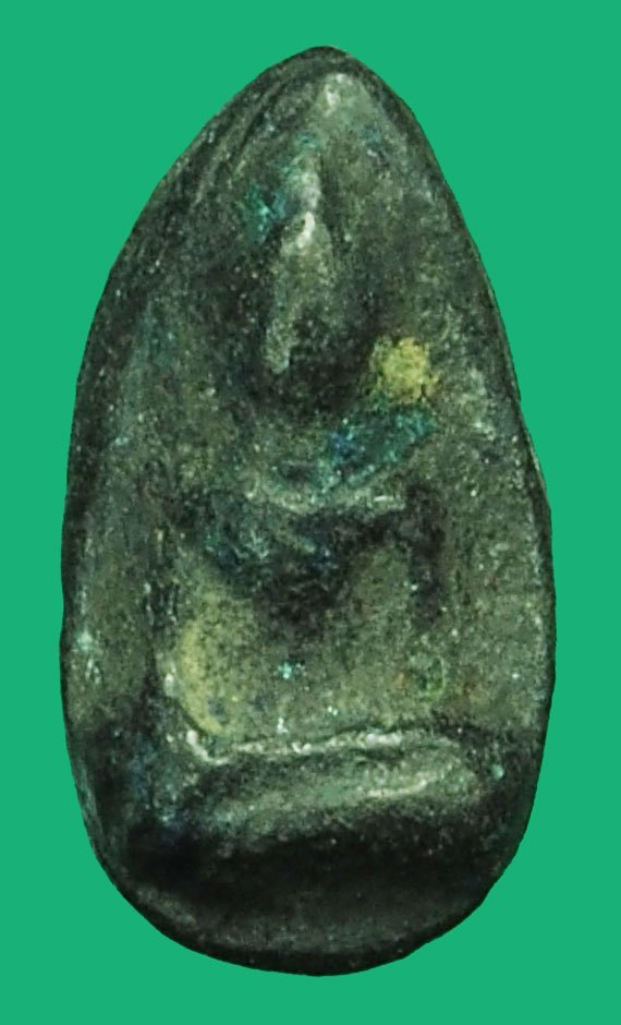 *37569 พระเม็ดน้อยหน่า หลังยันต์ เนื้อดิน พอมีอายุ ไม่ทราบที่ 9.1