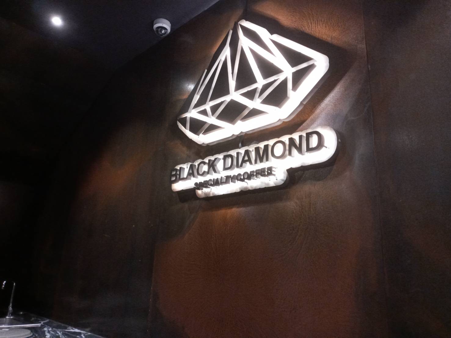 #ป้ายอักษรไฟออกหลัง