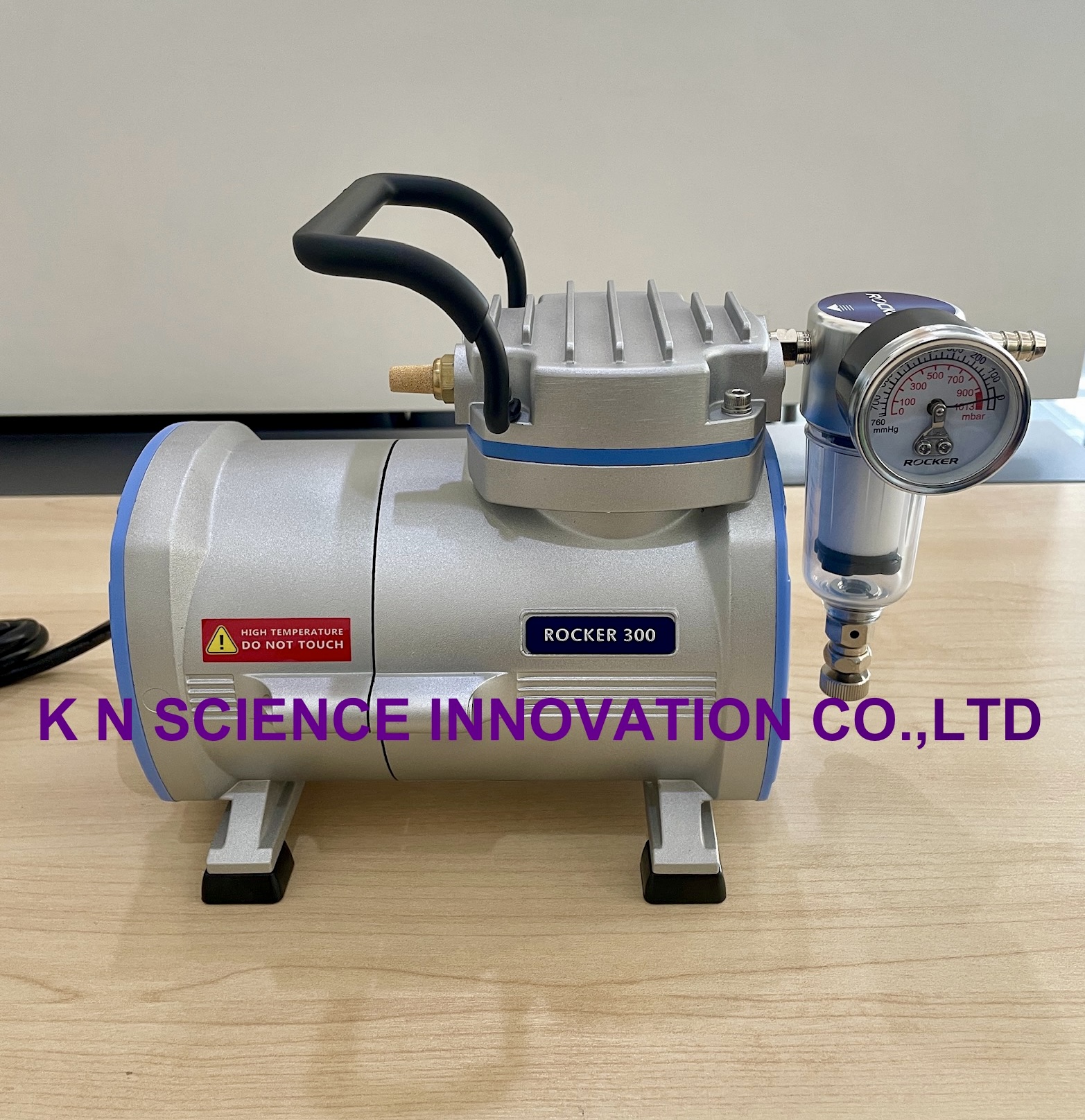 ปั๊มสูญญากาศ Vacuum Pump รุ่น ROCKER 300 ยี่ห้อ ROCKER ประเทศไต้หวัน 167300