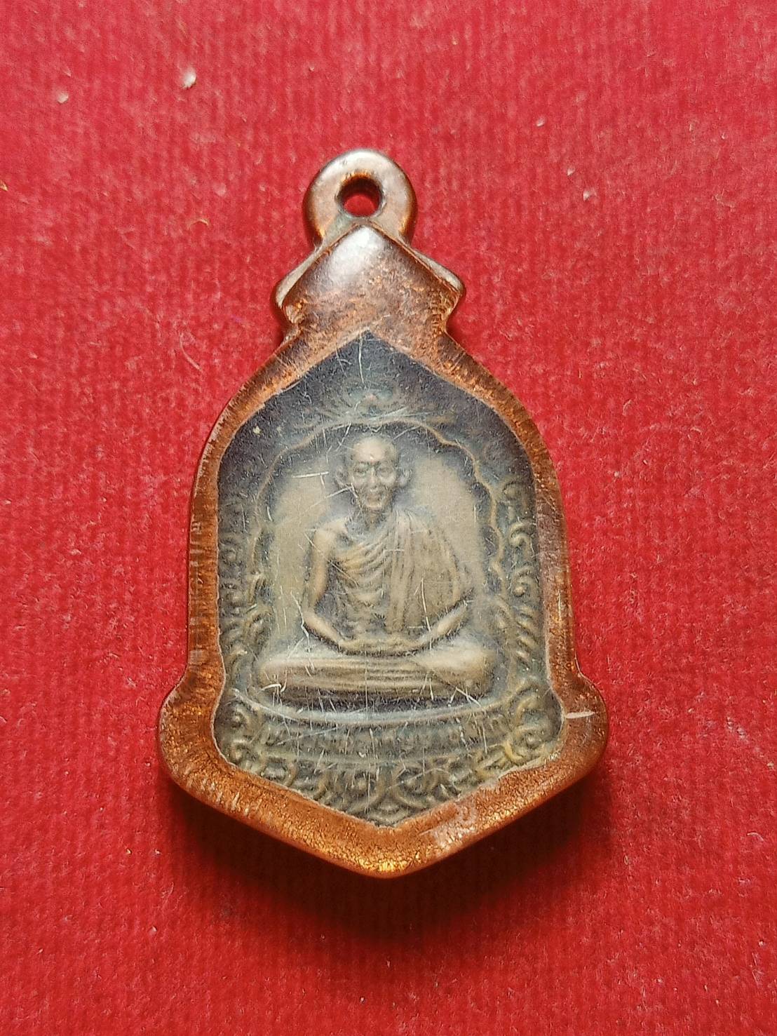 เหรียญลายสือไทย (พระพุทธสิหิงค์) ปี 2526 ฉลอง 700 ปี หลวงพ่อเกษม เขมโก ปลุกเสก (SKU-07046)