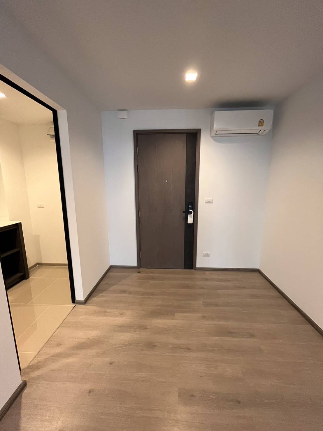 ขาย (For Sale) คอนโด : เดอะ ไลน์ พหลโยธิน อาคาร B 1 ห้องนอน 1 ห้องน้ำ 3ุ6.75 ตรม.