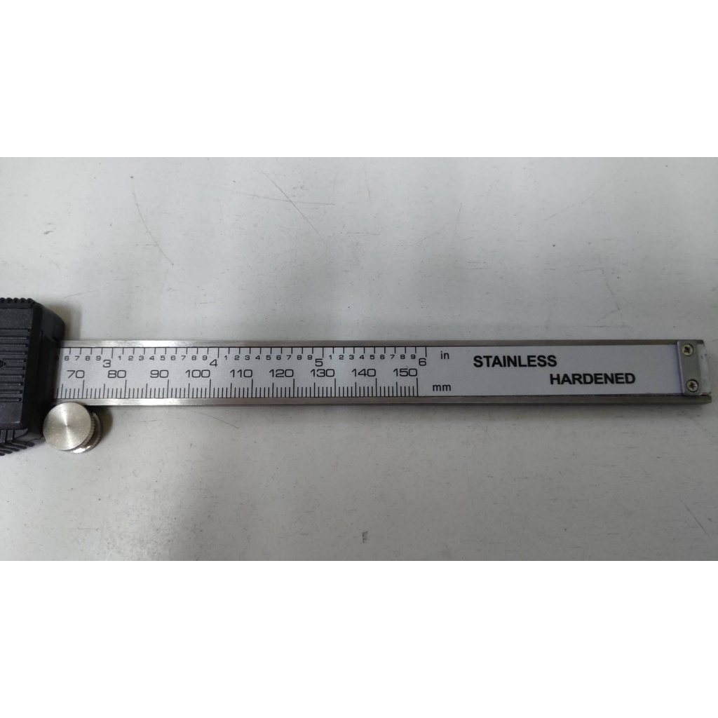 เครื่องมือวัดเวอร์เนียดิจิตอล (ราคารวมแวท) ตัวเครื่องสแตนเลส เครื่องมือวัดคาลิปเปอร์ดิจิตอล {รหัสสินค้า0410410301}